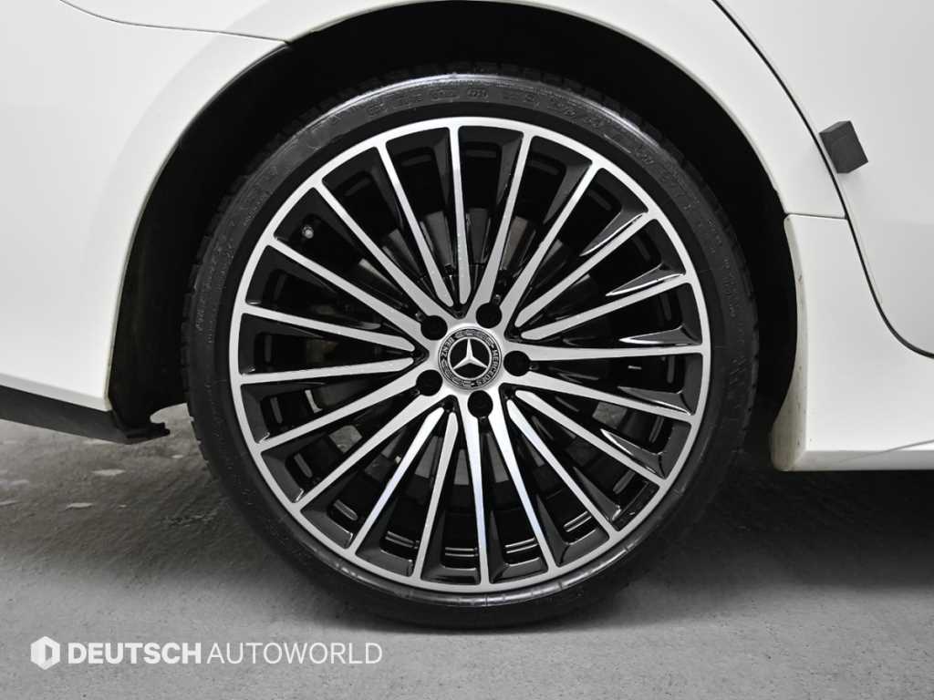Mercedes-Benz CLS-Class — photo 05