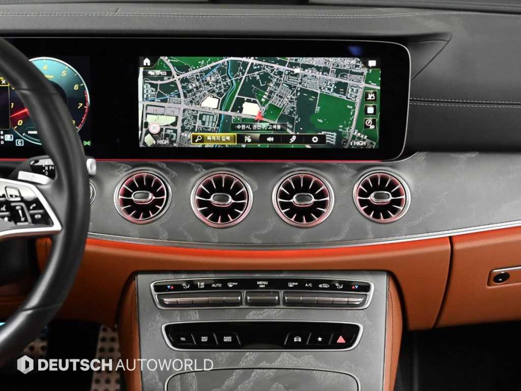 Mercedes-Benz CLS-Class — photo 14