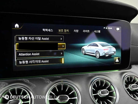 Mercedes-Benz CLS-Class — photo 17