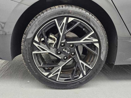 Kia K5 — photo 05