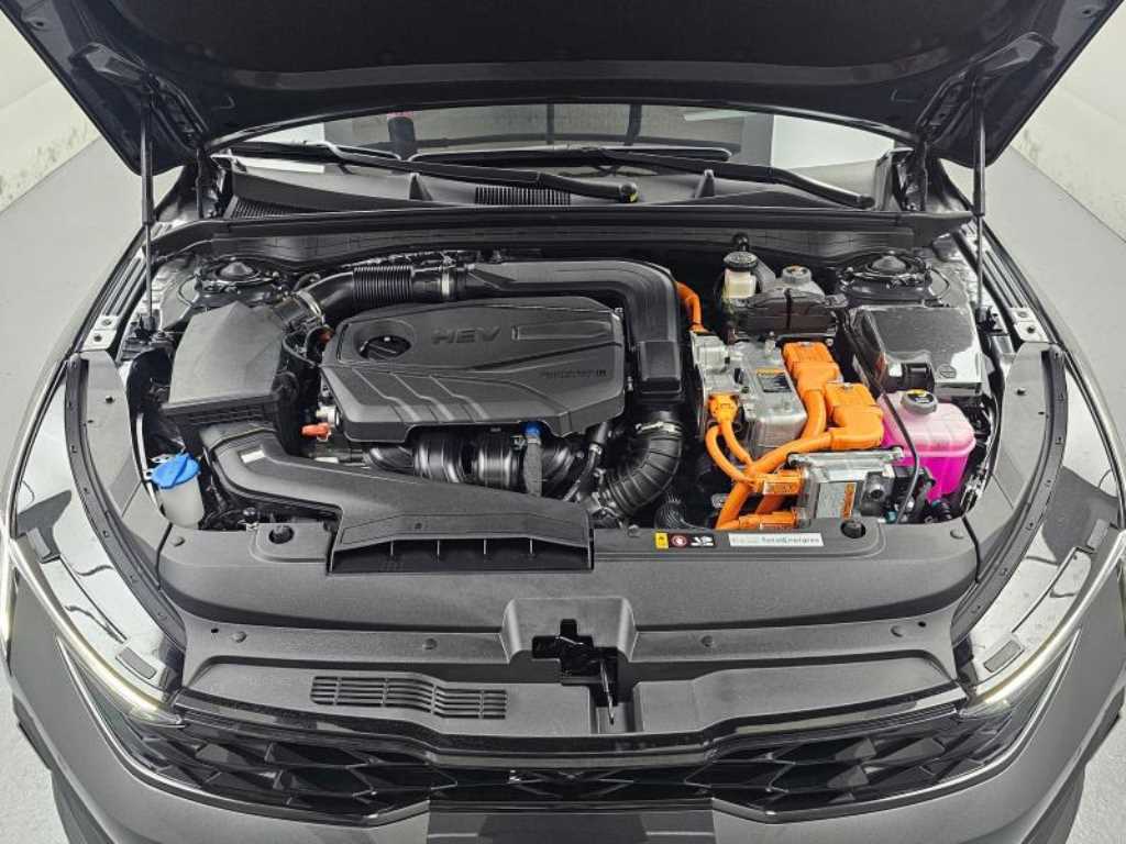 Kia K5 — photo 06