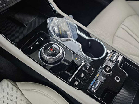 Kia K5 — photo 09