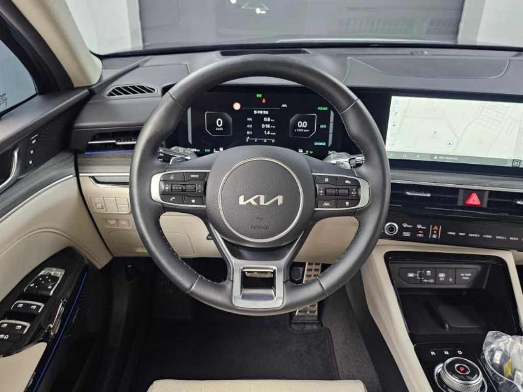 Kia K5 — photo 13