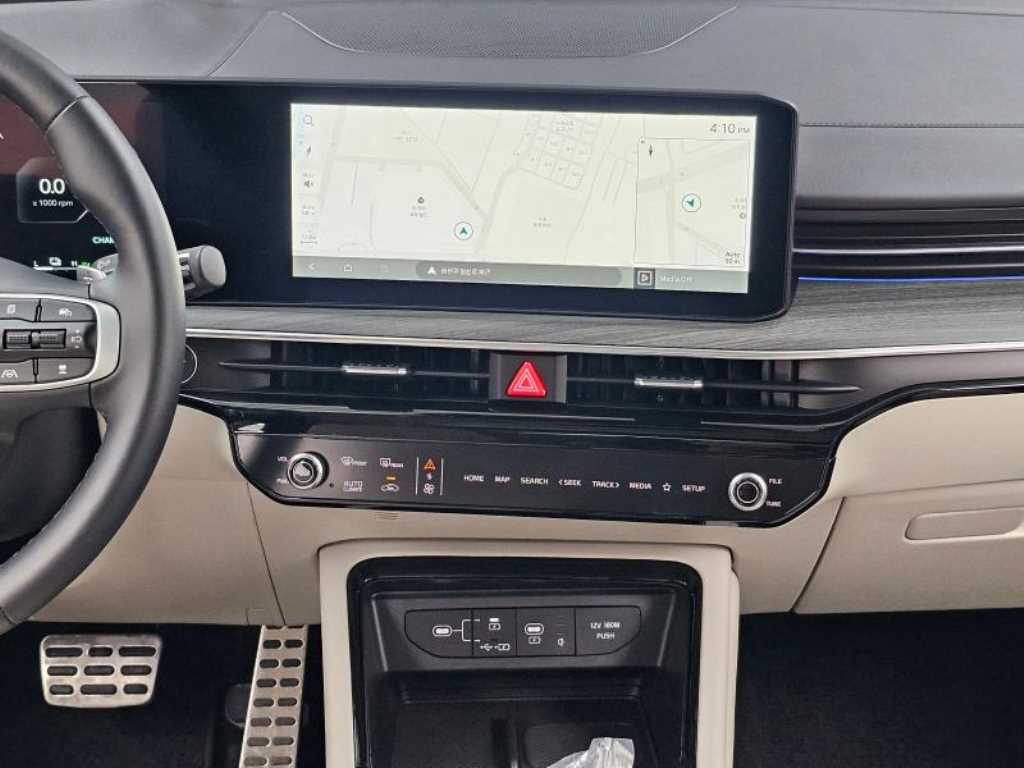 Kia K5 — photo 14