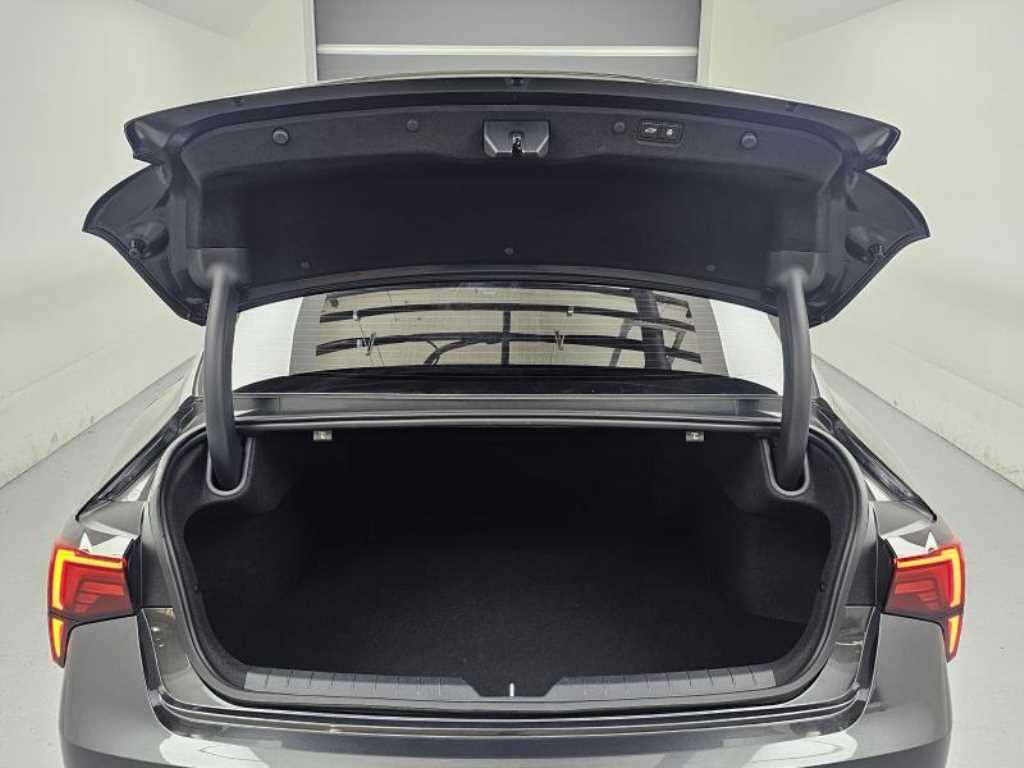 Kia K5 — photo 19
