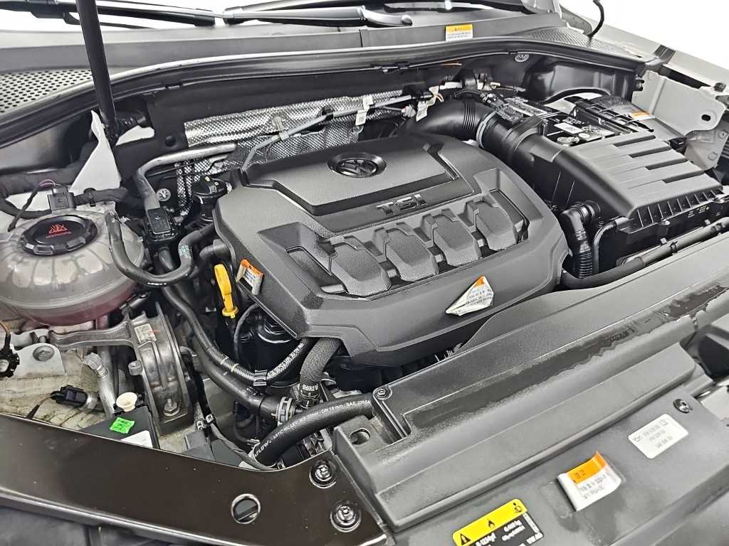 Volkswagen Tiguan — photo 05
