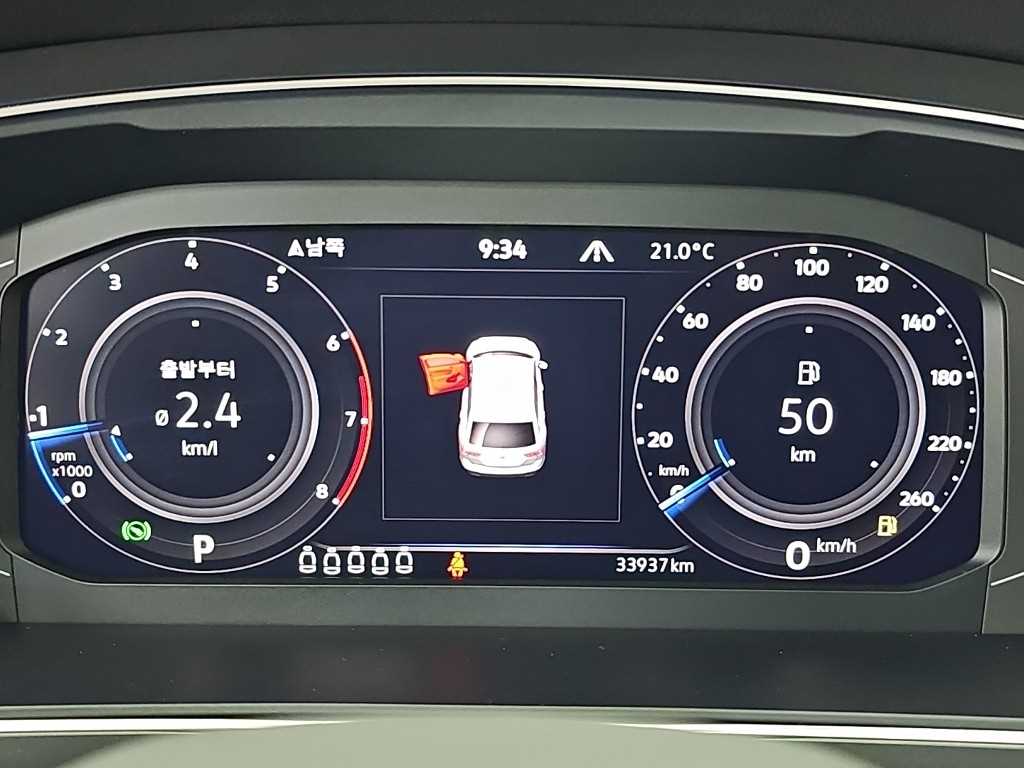 Volkswagen Tiguan — photo 06