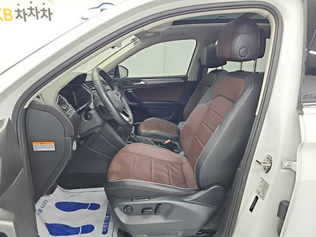 Volkswagen Tiguan — photo 11