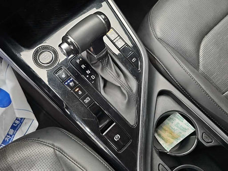 Kia Niro — photo 08