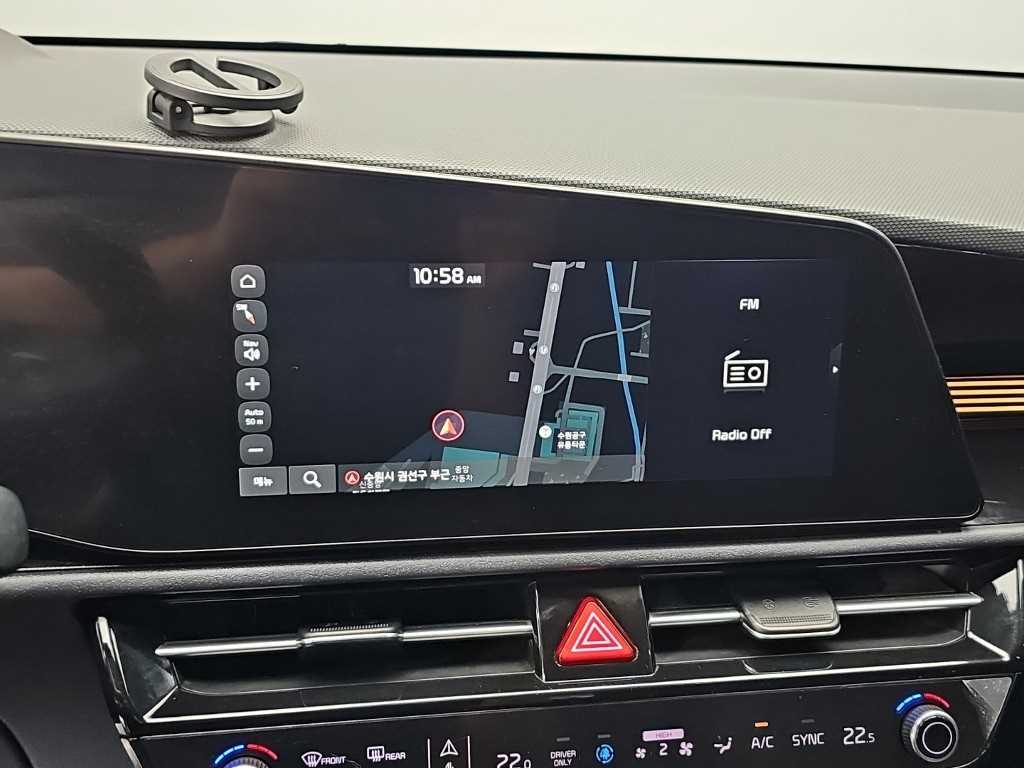 Kia Niro — photo 14