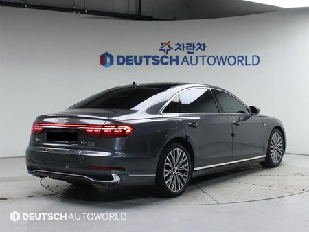 Audi A8 — photo 02