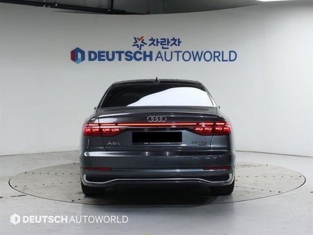 Audi A8 — photo 04
