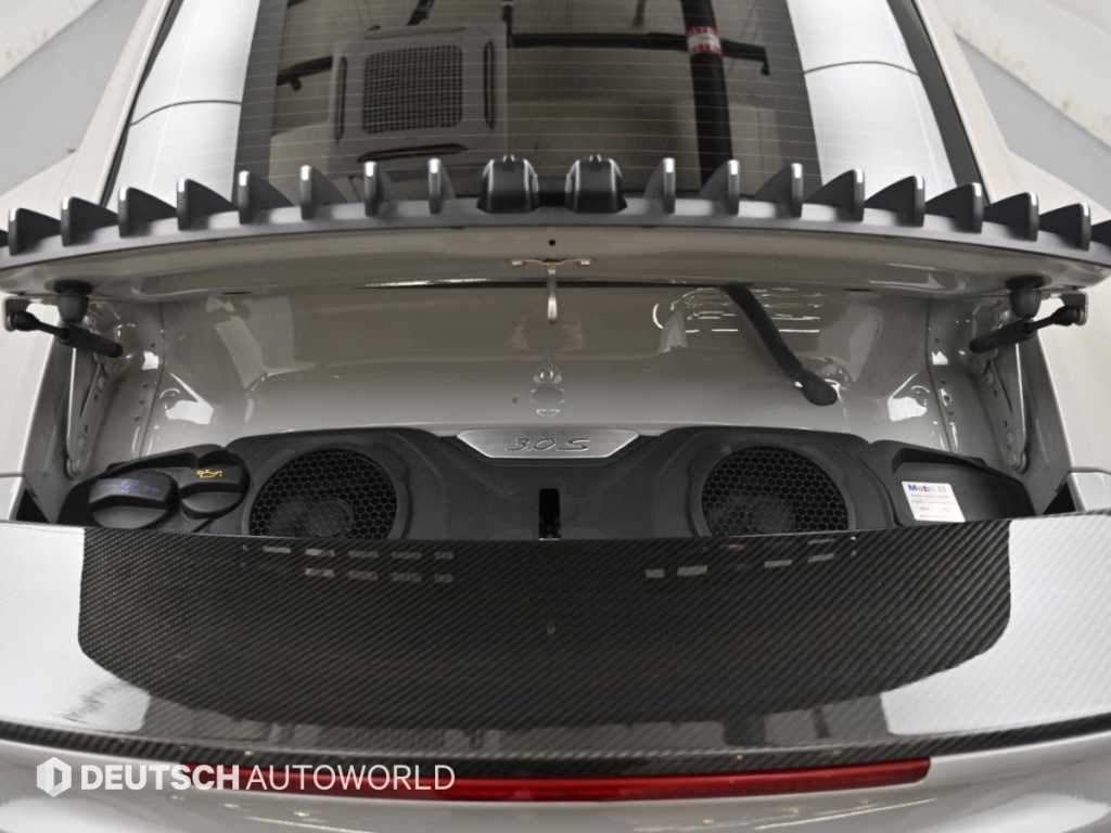 Porsche 911 — photo 06