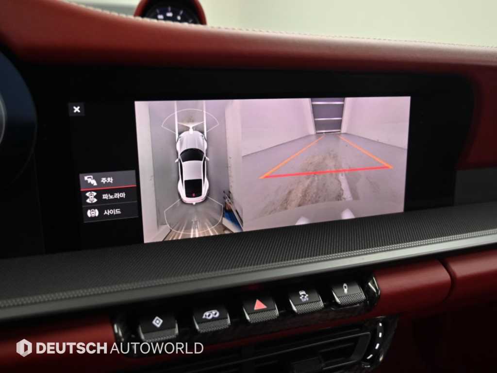 Porsche 911 — photo 15