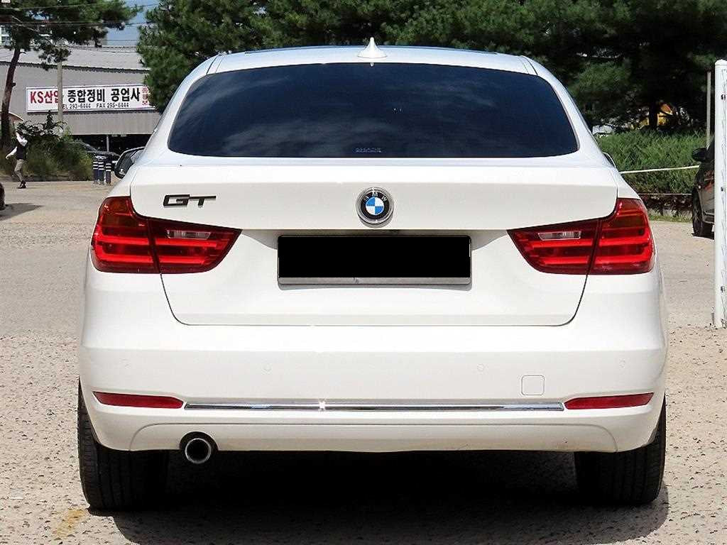 BMW Gran Turismo — photo 04