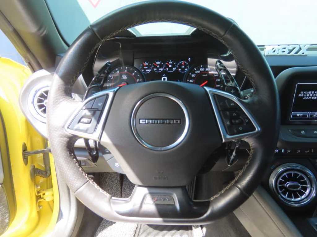 CHEVROLET Camaro — photo 09
