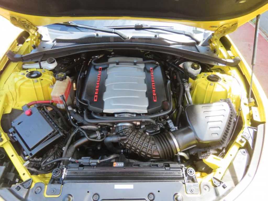 CHEVROLET Camaro — photo 19