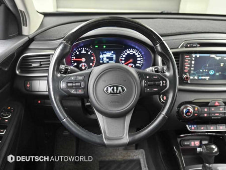 Kia Sorento — photo 13