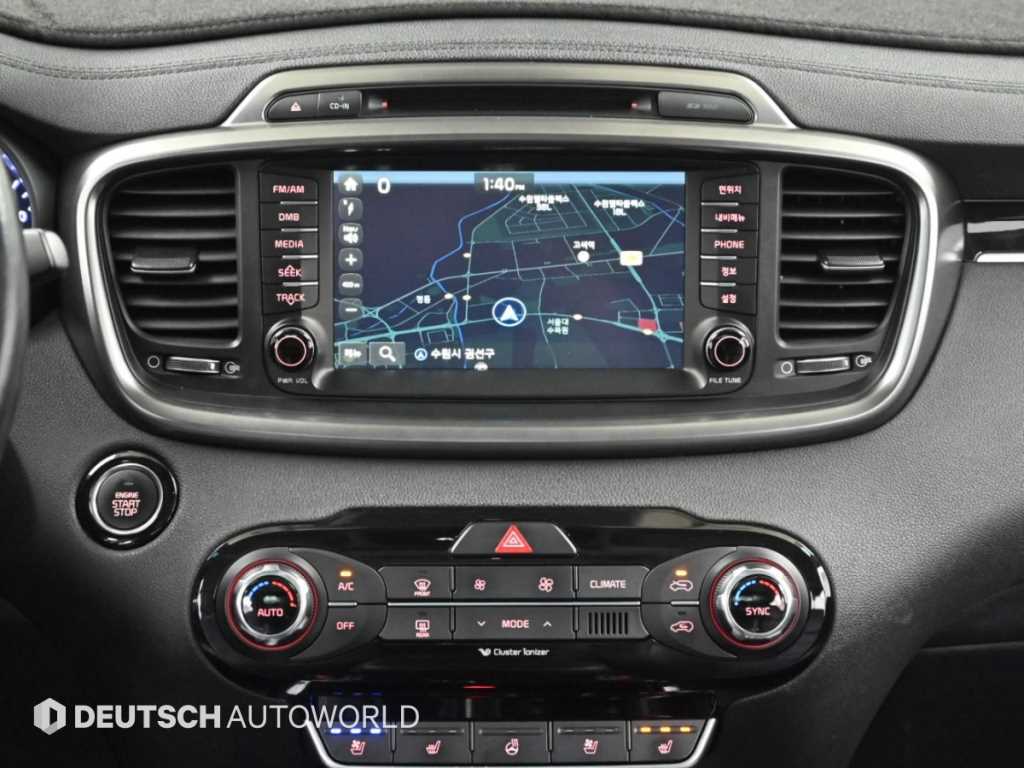 Kia Sorento — photo 14