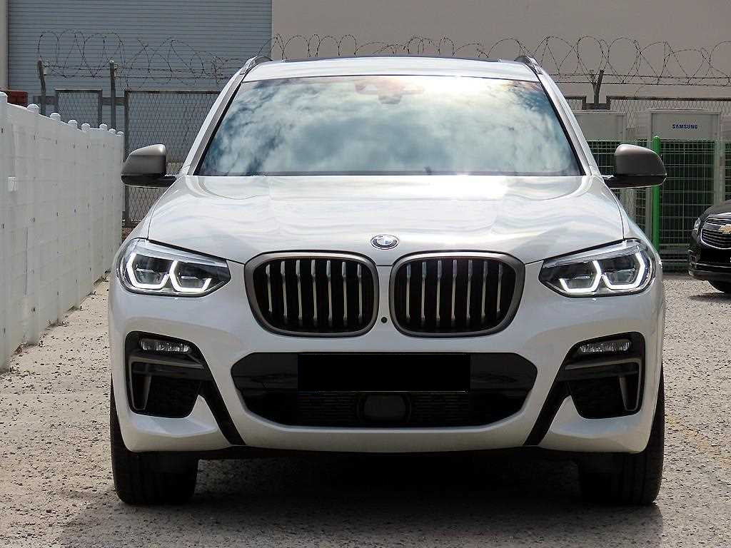 BMW X3 — photo 01