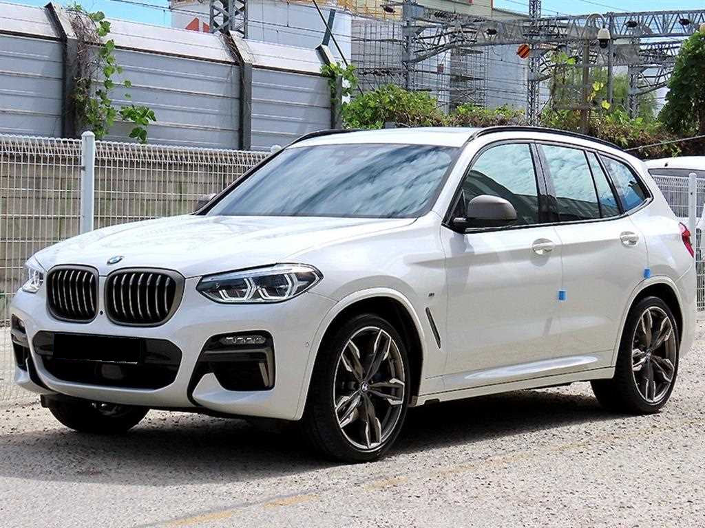BMW X3 — photo 02