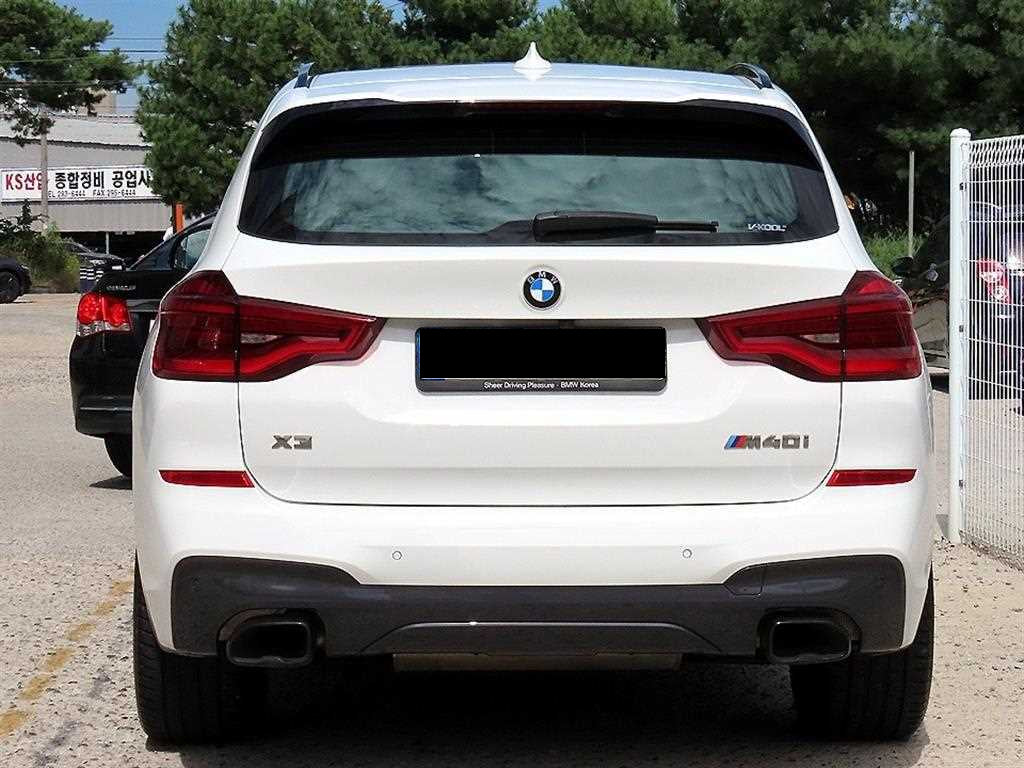 BMW X3 — photo 04