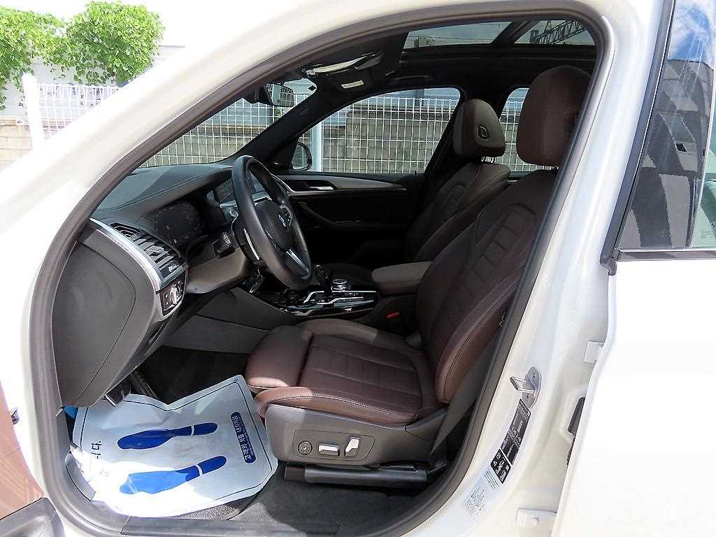 BMW X3 — photo 05