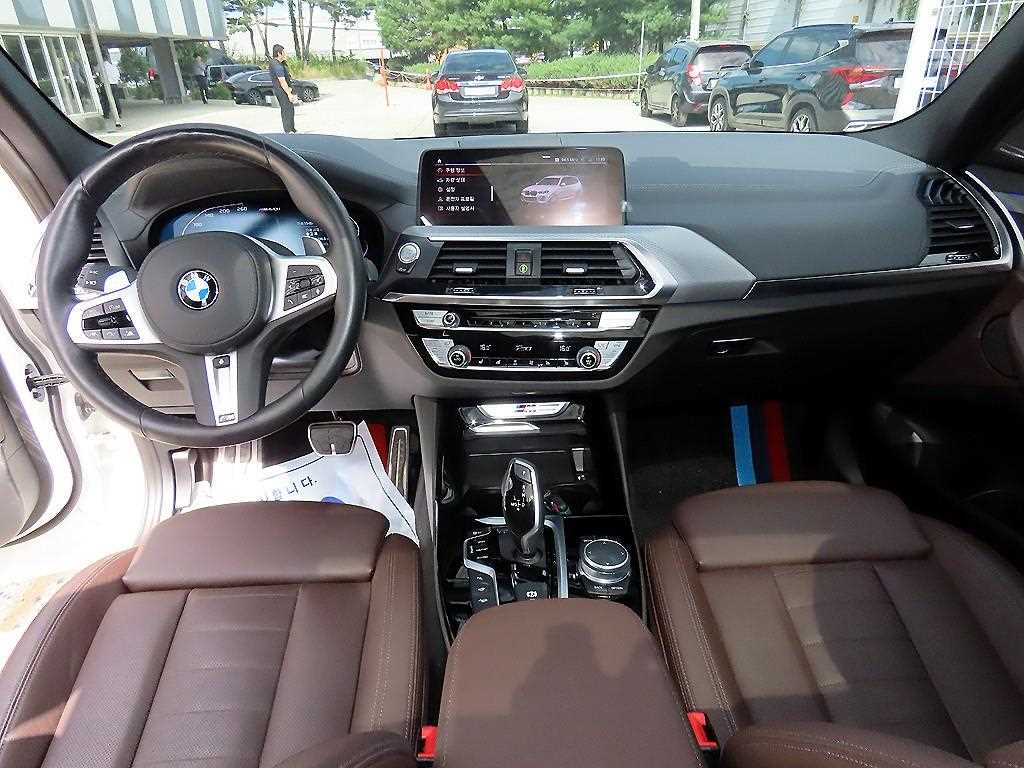 BMW X3 — photo 07