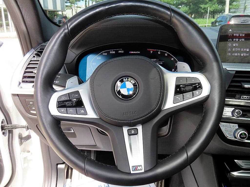 BMW X3 — photo 08