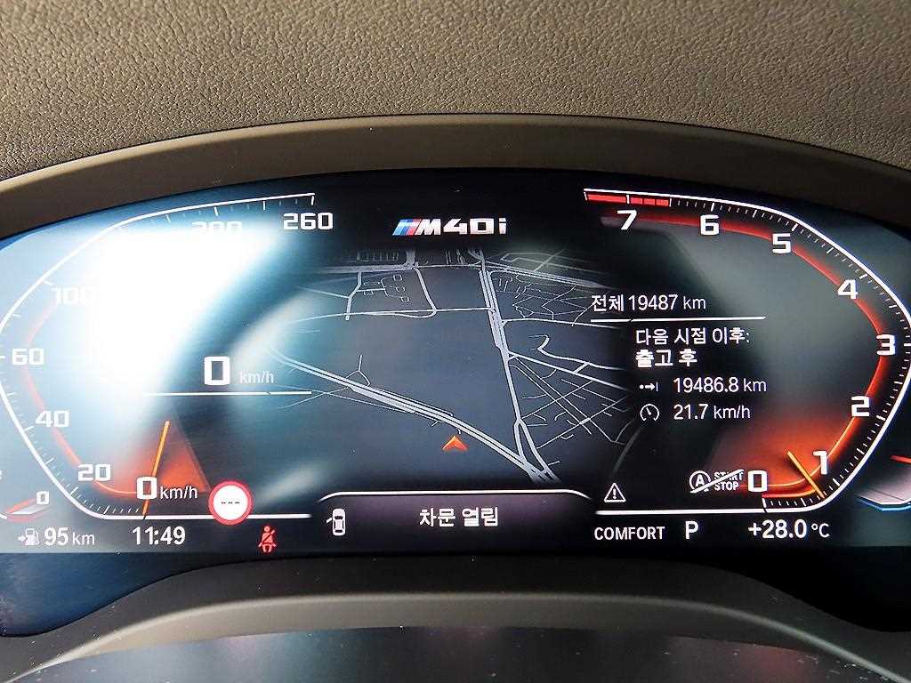 BMW X3 — photo 09