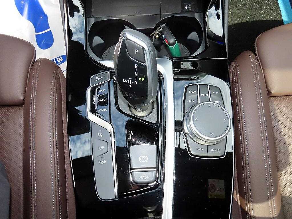 BMW X3 — photo 11