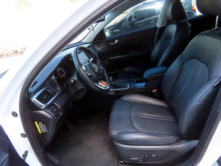 Kia K5 — photo 05