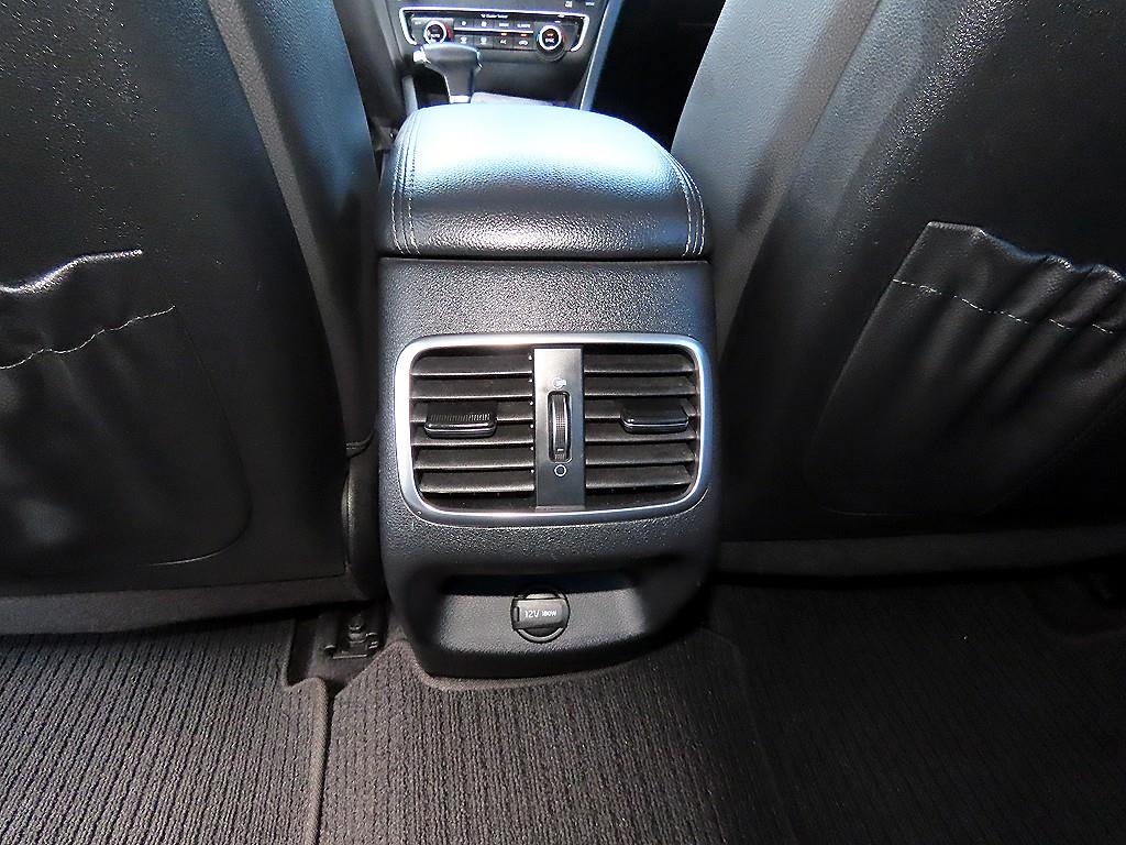 Kia K5 — photo 17