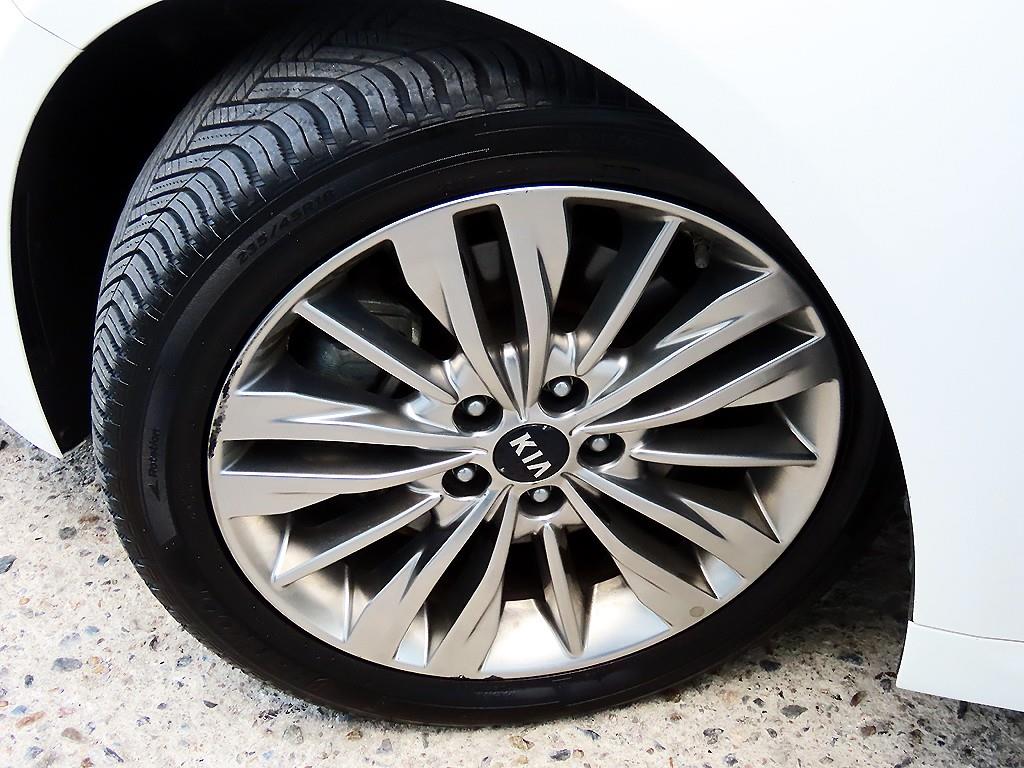 Kia K5 — photo 19