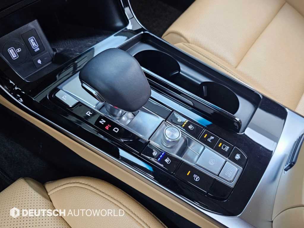 Kia K7 — photo 09