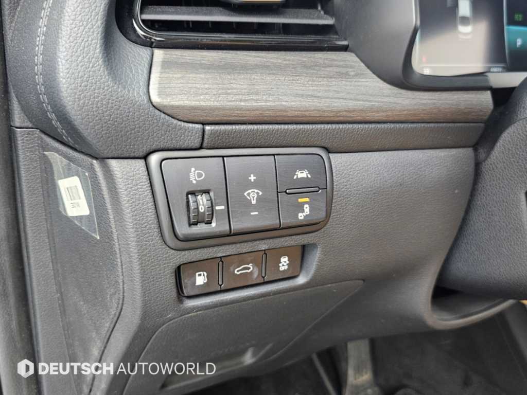 Kia K7 — photo 17
