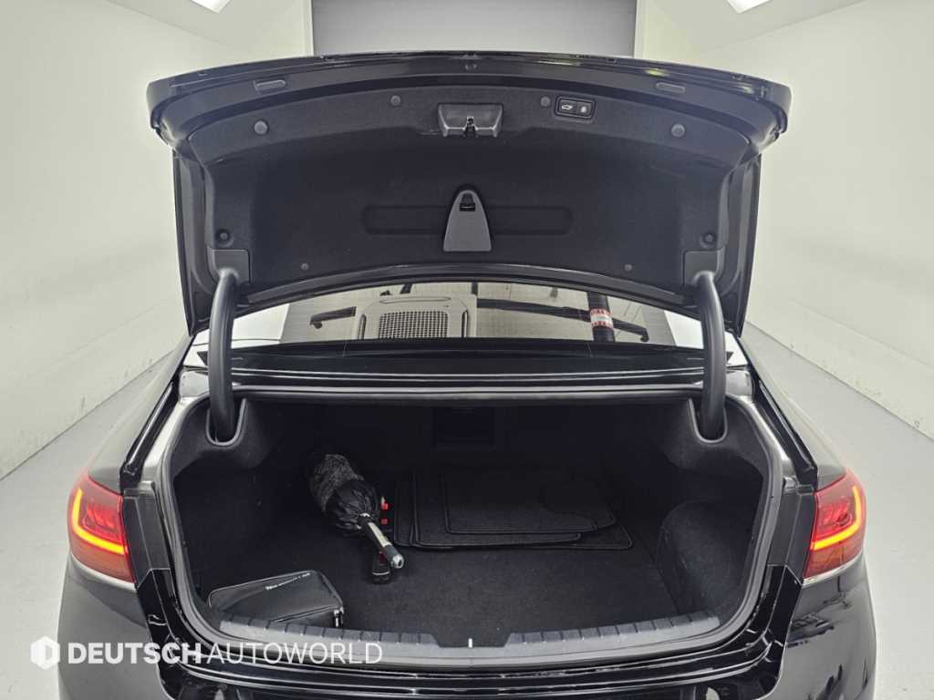 Kia K7 — photo 19