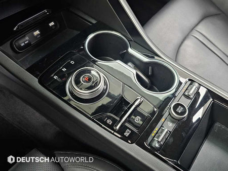 Kia K5 — photo 09