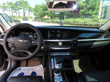 Genesis G90 — photo 07