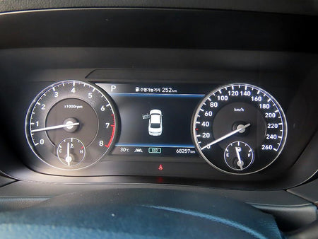 Genesis G90 — photo 09
