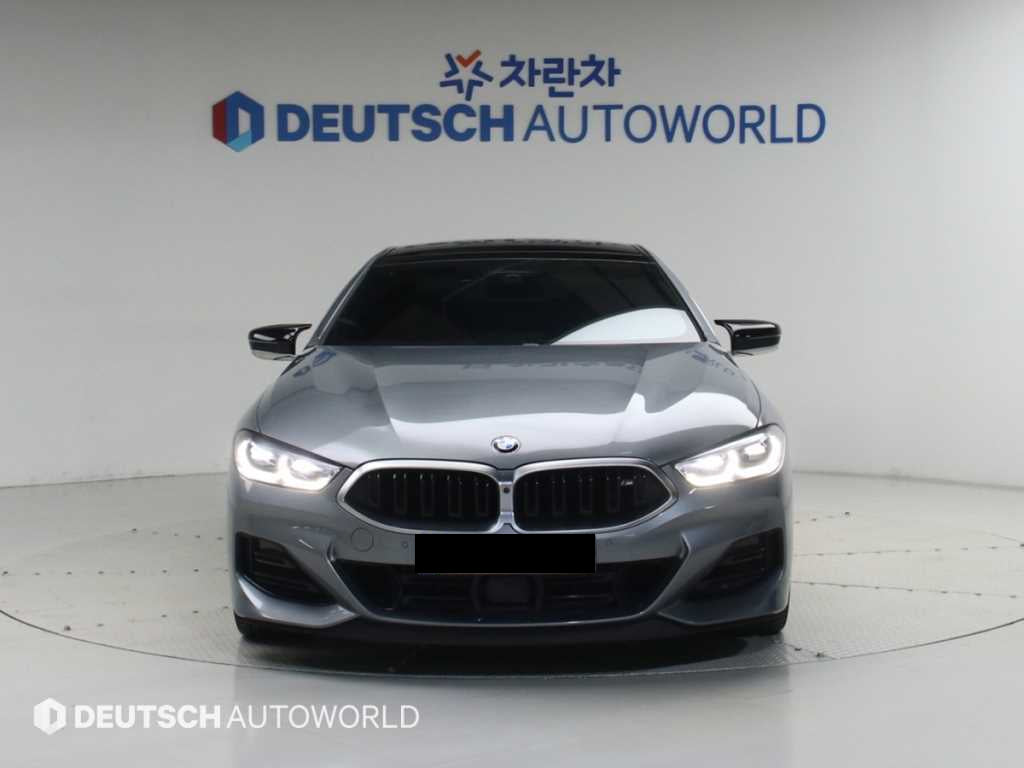 BMW 8-Series — photo 03