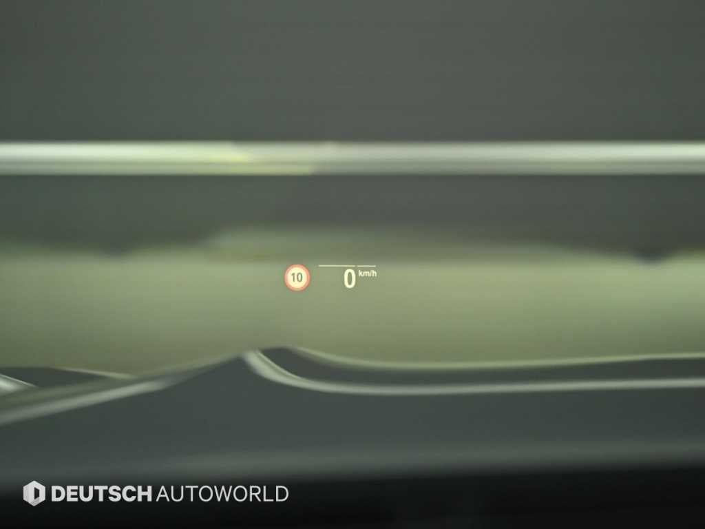 BMW 8-Series — photo 17