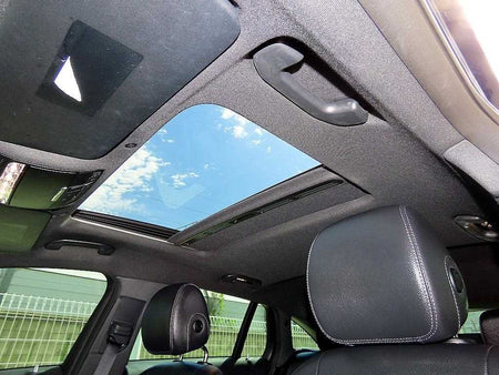 Mercedes-Benz EQC — photo 15