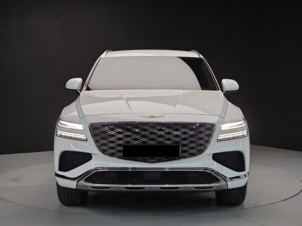 Genesis GV80 — photo 02