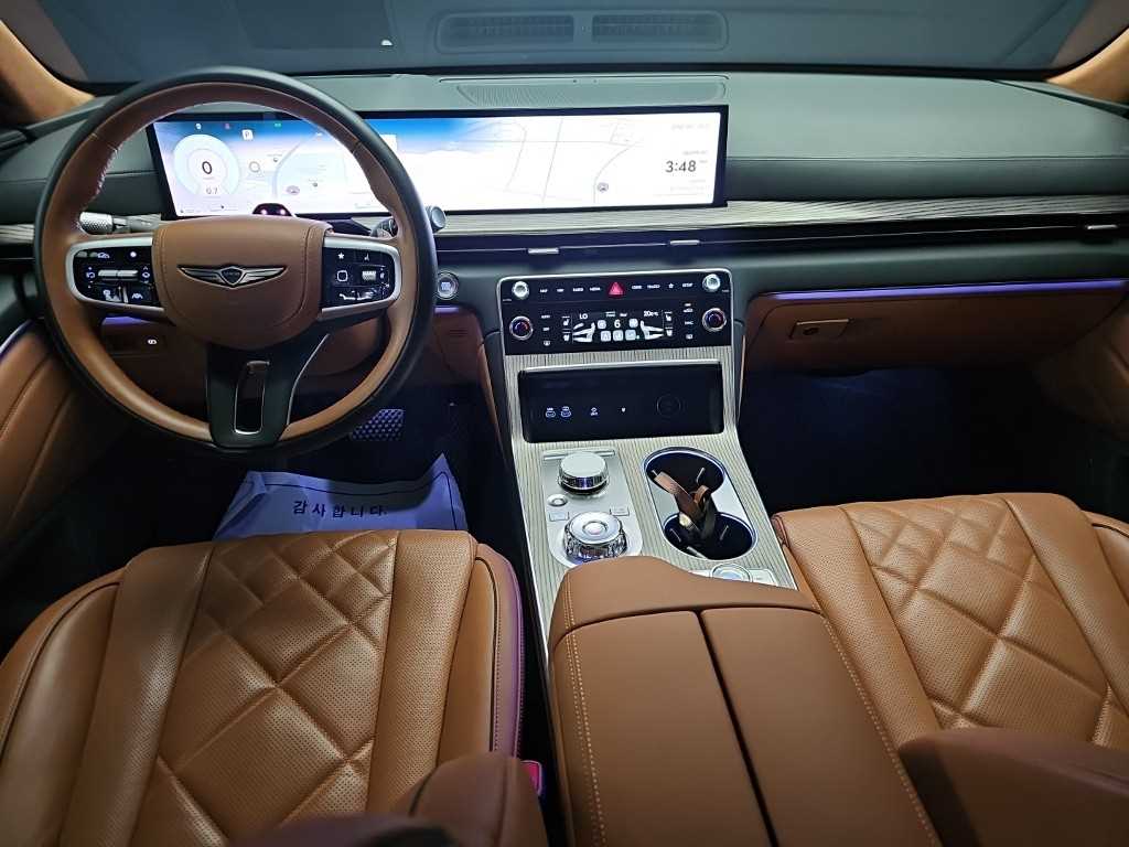 Genesis GV80 — photo 07