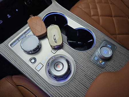 Genesis GV80 — photo 08