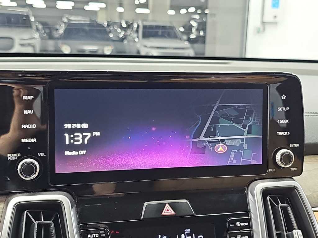 Kia Sorento — photo 15