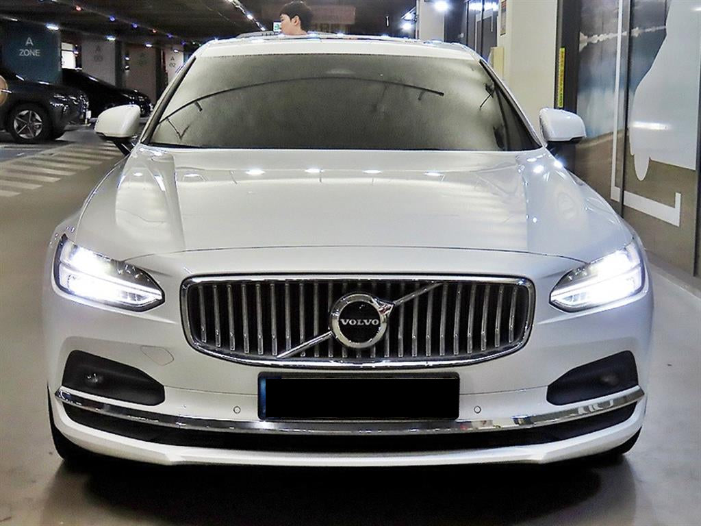 Volvo S90 — photo 02