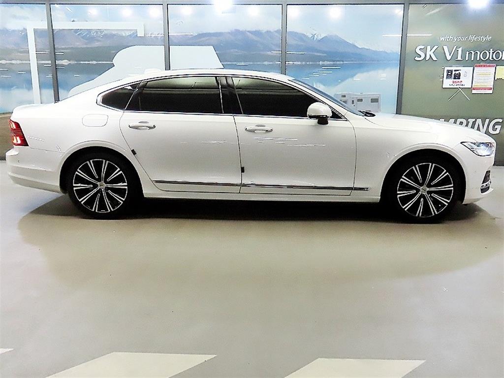 Volvo S90 — photo 03