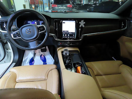 Volvo S90 — photo 10